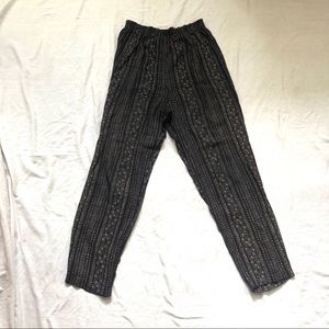 Briggs New York Loose Straight Leg Trousers Pants